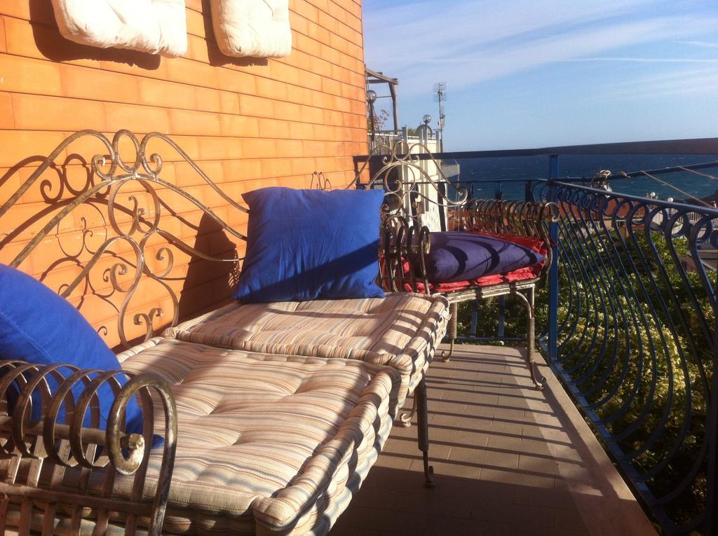 Home Caviglia Citra 09029-Lt-0618 Finale Ligure Luaran gambar
